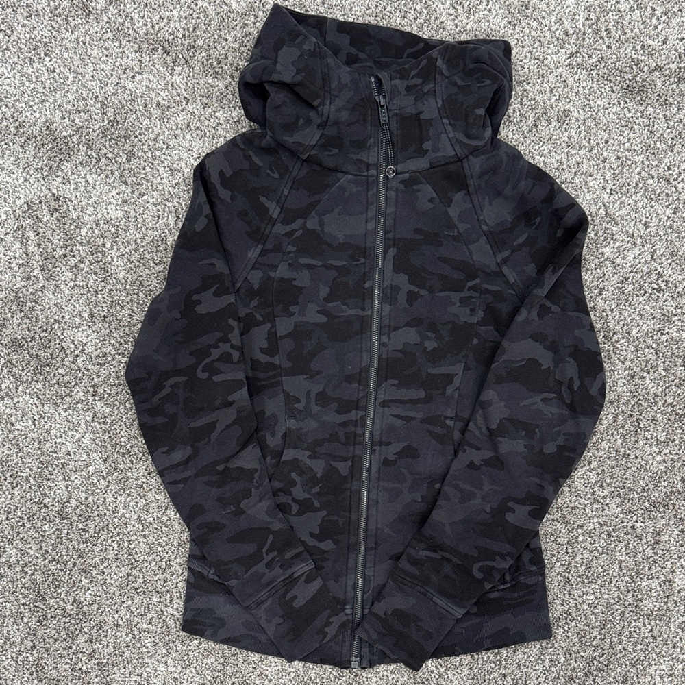 Lululemon Scuba Full-zip Black Camo Hoodie ~ Women's Size 4